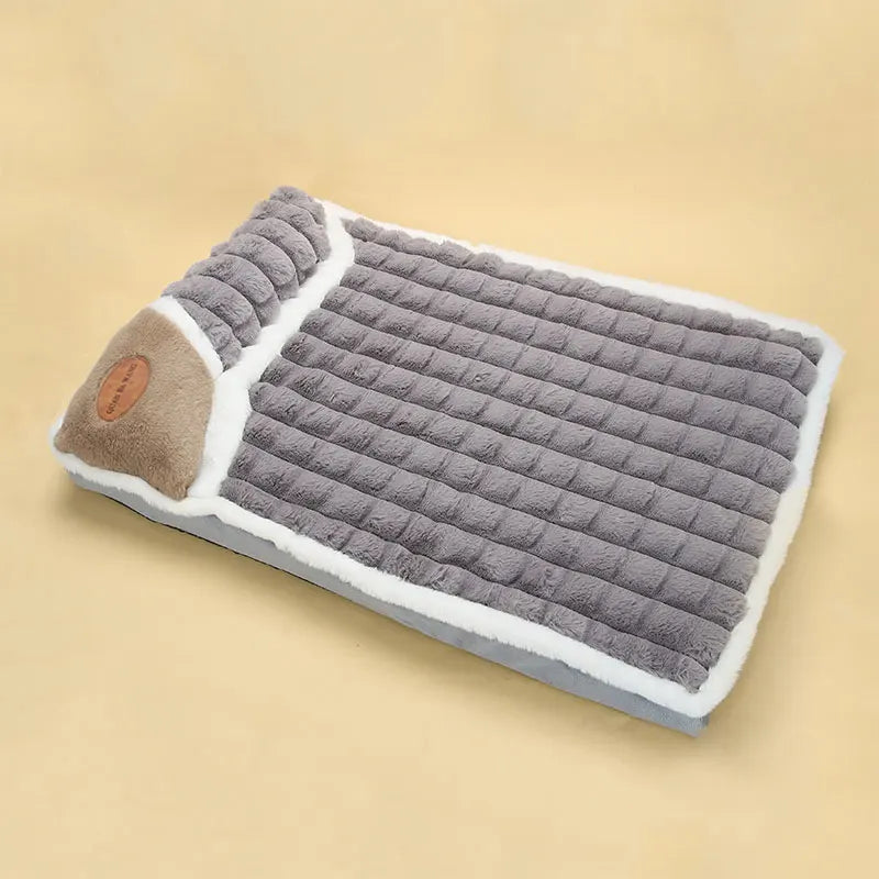 Fluffy Winter Pet Cushion: Warm Nest for Dogs and Cats